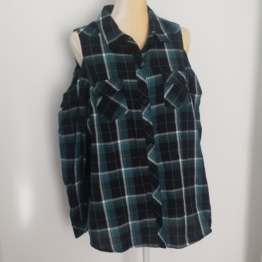 Torrid plaid shirt size 1X - Picture 5 of 8